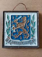 Vintage Tegel "Nederland" Leeuw, Antiek en Kunst, Antiek | Wandborden en Tegels, Ophalen of Verzenden