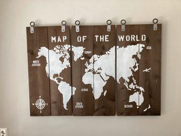 Houten Wereldkaart Wanddecoratie beschikbaar voor biedingen