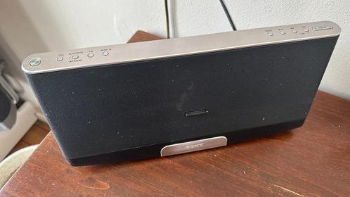 Sony Bluetooth Speaker + dock o.a. iPad/iPod/iPhone + radio, Audio, Tv en Foto, Versterkers en Receivers, Gebruikt, Stereo, Minder dan 60 watt