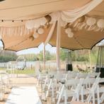 Witte weddingchairs / luxe klapstoelen te huur, Ophalen of Verzenden, Zo goed als nieuw, Geboorte of Huwelijk