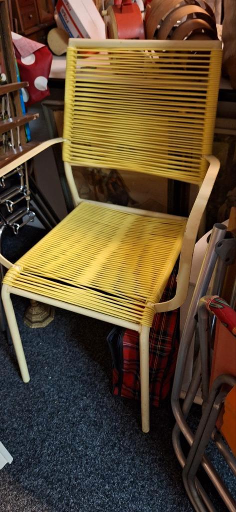 Vintage spaghetti stoel, Tuin en Terras, Tuinstoelen, Gebruikt, Stapelbaar, Ophalen