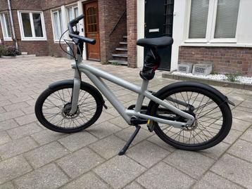 Vanmoof A5 - Stadsfiets beschikbaar voor biedingen