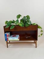 Deense Mid-Century Plantenbak & Boekenkast Combinatie, Ophalen, Z, Gebruikt, Minder dan 30 cm