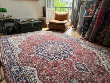 Handgeknoopt vintage tapijt klassieke Kashan 215  x 345 cm beschikbaar voor biedingen