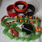 lotje vintage gekleurde kunststof sieraden, Ophalen of Verzenden, Overige materialen, Overige typen
