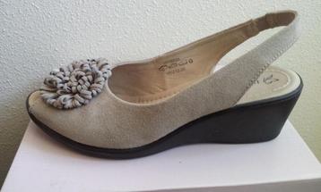 Leuke Zomer schoenen, maat 40 beschikbaar voor biedingen