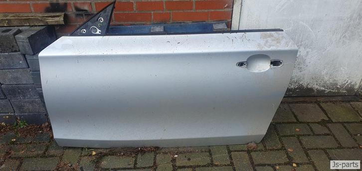 Deur links BMW 1-serie E81 titan silber, Auto-onderdelen, Carrosserie en Plaatwerk, Deur, BMW, Voor, Links, Gebruikt, Ophalen of Verzenden