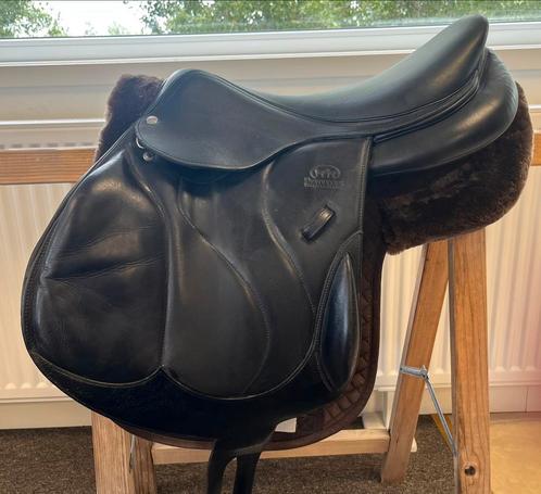 Devoucoux eventing zadel, Dieren en Toebehoren, Paarden en Pony's | Zadels, Gebruikt, Springen, Ophalen