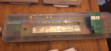 HONEYWELL EVOHOME HCE89 VLOERVERWARMINGSUNIT MET HRA80 !! beschikbaar voor biedingen