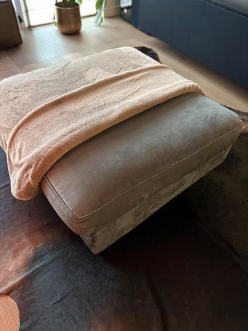 Grote comfortabele poef / hocker – grijs beschikbaar voor biedingen