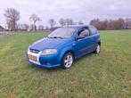 Chevrolet Kalos 1.2 3D 2005 Blauw apk tot 08 11 2026, Auto's, Voorwielaandrijving, 1150 cc, 4 cilinders, 965 kg
