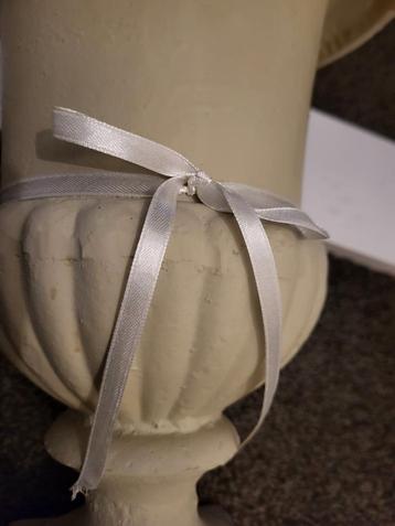 Mooie gietijzeren vazen 30 cm beschikbaar voor biedingen