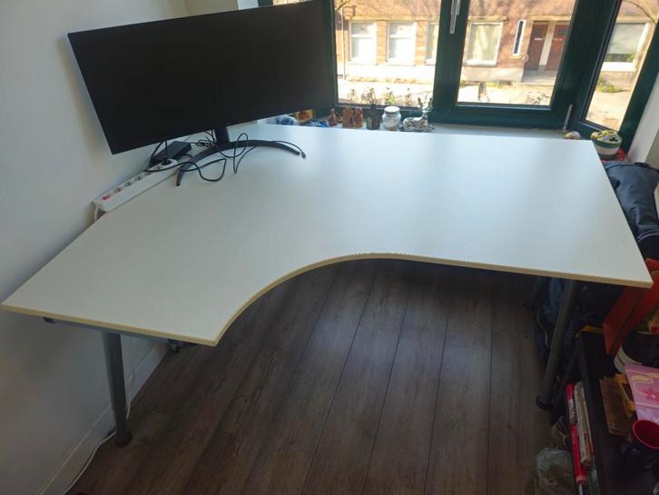 Verstelbaar bureau, Huis en Inrichting, Bureaus, Gebruikt, Bureau, In hoogte verstelbaar, Ophalen