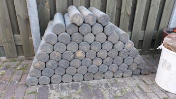 Palissade paaltjes 10cm doorsnede, 50cm lang beschikbaar voor biedingen