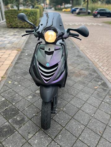 Zip piaggio 70cc met sp vork beschikbaar voor biedingen