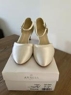 Avalia Emma Bruidsschoenen Ivory/Satin Maat 39, Ophalen of Verzenden, Zo goed als nieuw, Wit, Schoenen