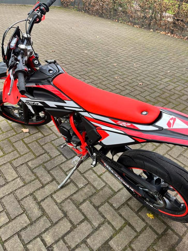 Opgevoerde Beta schakelbrommer 50cc 2024 – Nieuw motorblok, Fietsen en Brommers, Brommers | Crossbrommers, Gebruikt, Overige merken