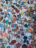 Grote verzameling reclamespeldjes / pins uit jaren '60-'70, Ophalen of Verzenden, Gebruikt, Merk, Speldje of Pin
