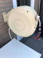ZEE witte tuinslang haspel muur houder met oprol systeem 30M, Tuin en Terras, Tuinslangen, Ophalen, Zo goed als nieuw, Tuinslang