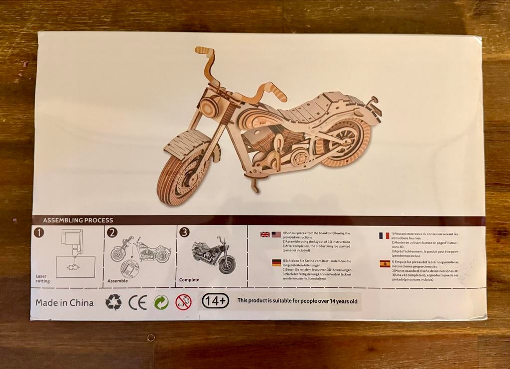 Nieuw Houten Model Motor - Bouwpakket, Overige merken, Nieuw, Ophalen of Verzenden, Groter dan 1:32