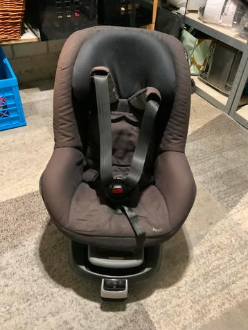 maxi cosi pearl familyfix beschikbaar voor biedingen