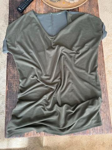 Olijfgroen shirt Maat 40 beschikbaar voor biedingen