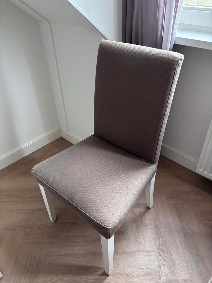2 IKEA Henriksdal stoelen, Huis en Inrichting, Stoelen, Gebruikt, Twee, Hout, Bruin, Ophalen
