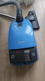 Miele snoerstofzuiger met zak, Ophalen of Verzenden, Zo goed als nieuw, Minder dan 1200 watt, Stofzuiger
