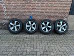Tiguan Karoq Kodiaq winterset Goodyear 215 65 17 inch, Ophalen, 215 mm, Banden en Velgen, 17 inch