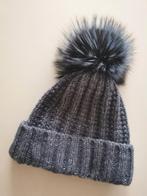 Canadese blauwe muts met vossenbont, Kleding | Dames, Hoeden en Petten, Hoed, Zo goed als nieuw, Kyikyi, One size fits all