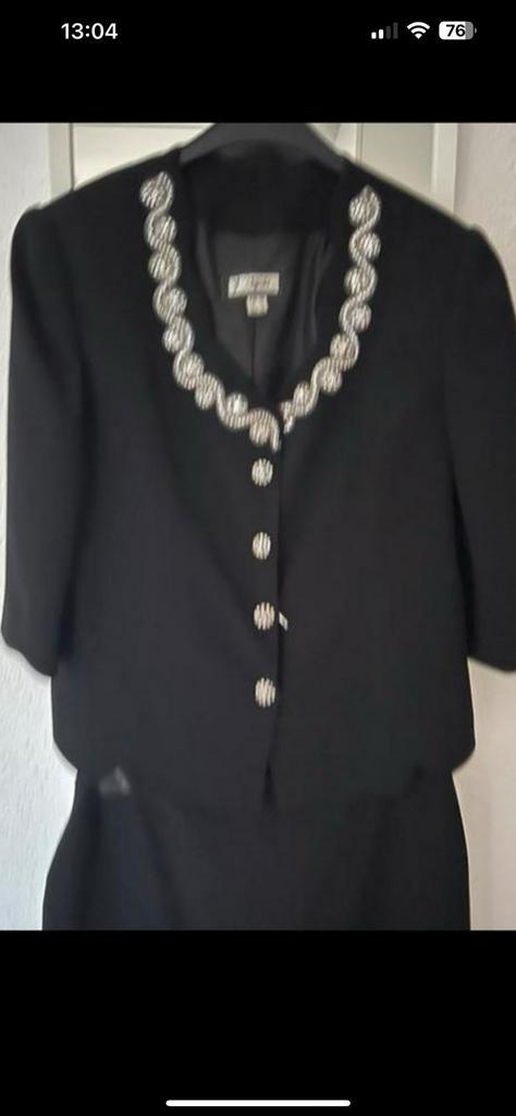 Chique zwart pak met exclusieve maat 42, Kleding | Dames, Jasjes, Kostuums en Pakken, Zo goed als nieuw, Kostuum of Pak, Maat 42/44 (L)