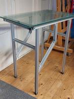 tafeltje met glazen blad, Ophalen, 50 tot 100 cm, Glas, Industrieel