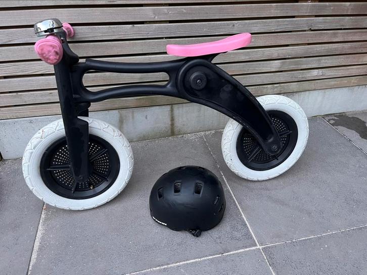 Zsm ophalen - Wishbone 2 standen loopfiets + helm, Fietsen en Brommers, Fietsen | Driewielers, Zo goed als nieuw, Ophalen