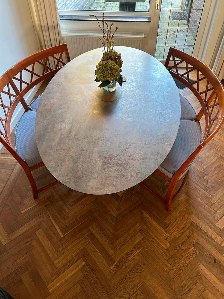 Twee halfronde bankjes, Huis en Inrichting, Stoelen, Gebruikt, Ophalen of Verzenden