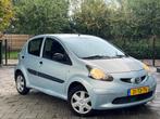 Toyota Aygo 1.0-12V, Voorwielaandrijving, Gebruikt, Origineel Nederlands, Bedrijf