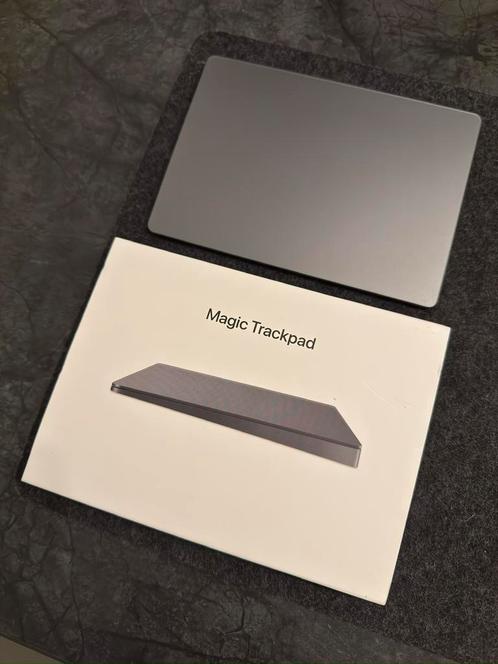 Apple Magic Trackpad 2 Space Gray – Compleet in doos, Computers en Software, Muizen, Zo goed als nieuw, Ophalen of Verzenden