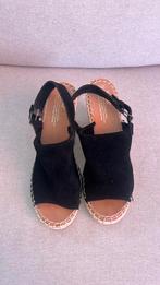 TOMS Zwarte Zomer Sleehakken, Maat 40, Espadrille Wedges, Ophalen of Verzenden, Zo goed als nieuw, Zwart, Sandalen of Muiltjes