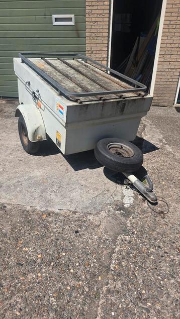 Mooie gebruikte bagagewagen  beschikbaar voor biedingen