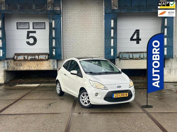 Ford Ka 1.2 Titanium X (PANO+Clima+NAP+AIRCO+Onderhoud), Auto's, Ford, Bedrijf, Te koop, Ka, ABS, Airbags, Airconditioning, Bluetooth