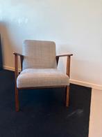 Stijlvolle fauteuil met houten frame, Huis en Inrichting, Ophalen, Gebruikt, Minder dan 75 cm, 75 tot 100 cm