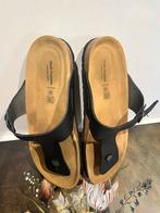 Hush Puppies teenslippers, mt 45. Zwart. Nieuwstaat., Slippers, Zwart, Ophalen of Verzenden, Zo goed als nieuw