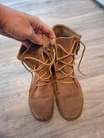Minnetonka Moccasins Laarsjes Mt 36, Kleding | Dames, Bruin, Lage of Enkellaarzen, Ophalen of Verzenden, Minnetonka