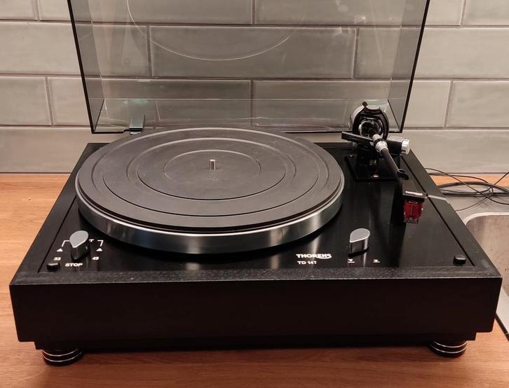 THORENS TD147 met DENON DL110 topelement, Audio, Tv en Foto, Platenspelers, Zo goed als nieuw, Thorens, Ophalen of Verzenden