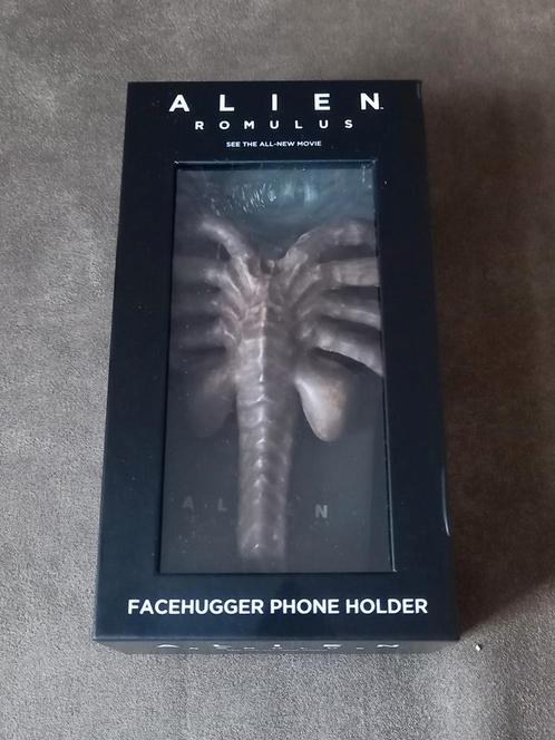 Alien Romulus Facehugger phone holder,Nieuw!
Collectors item, Verzamelen, Film en Tv, Nieuw, Ophalen of Verzenden