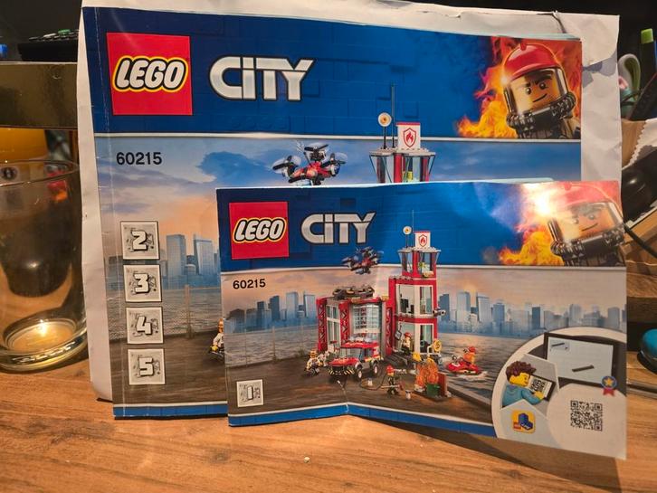 Lego City 60215 Brandweerkazerne, Kinderen en Baby's, Speelgoed | Duplo en Lego, Zo goed als nieuw, Lego, Complete set, Ophalen of Verzenden