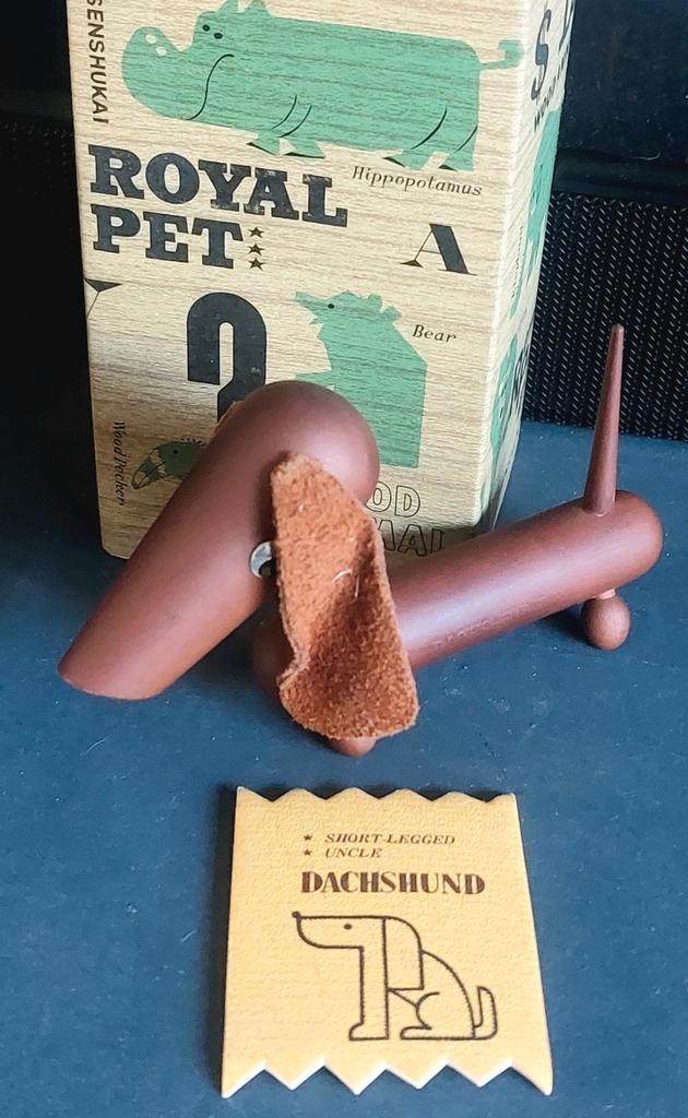 Danish Design houten teckel, jaren 60/70 van Senshukai, Antiek en Kunst, Curiosa en Brocante, Ophalen of Verzenden