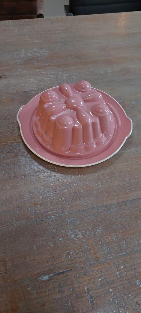 Vintage Puddingvorm - Roze, Huis en Inrichting, Keuken | Keukenbenodigdheden, Gebruikt, Ophalen of Verzenden