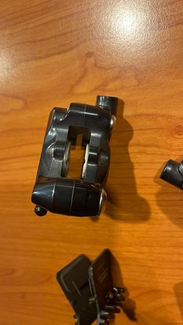 Shimano Ultegra BR-R8070 Remklauwen Set beschikbaar voor biedingen