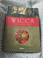 Lucy Summers - Wicca, heksen en witte magie, Boeken, Ophalen of Verzenden, L. Summers, Zo goed als nieuw