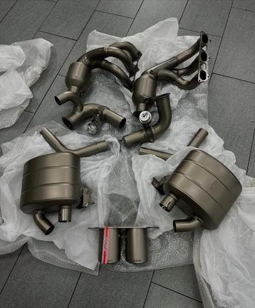 Akrapovic Titanium uitlaatsysteem - Porsche 911 GT3 R3 19+ beschikbaar voor biedingen